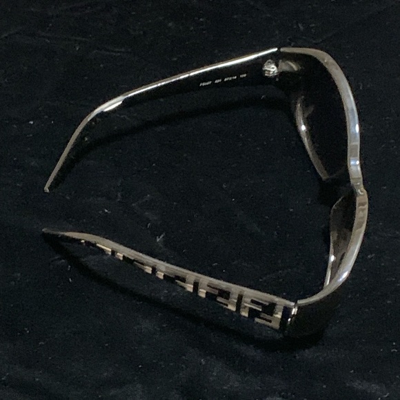 Fendi vintage FS407 logo sunglasses - Picture 14 of 14